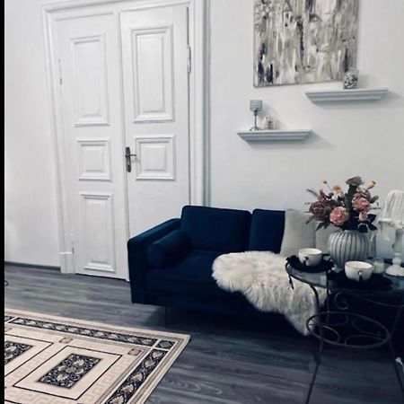 Csaky Palace 3 Bratislava Apartment Ngoại thất bức ảnh